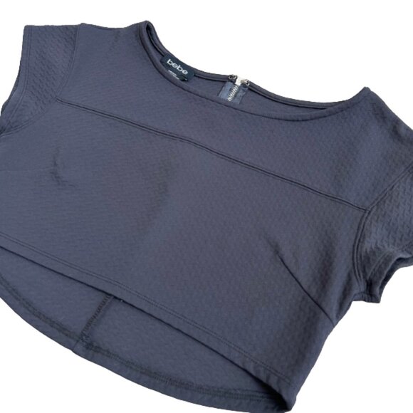 Bebe Charcoal Textured Knit Crop Top Zipper Back Stretch Short Sleeve Size XS - Picture 3 of 6